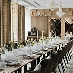 Hotel Calvary & Restaurant