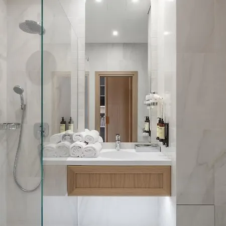 Calvary & Restaurant Hotel 3*