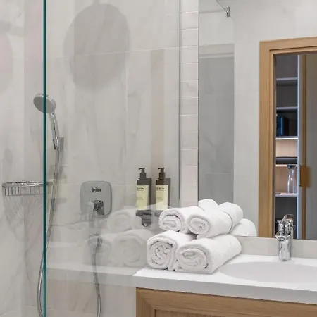 Hotel Calvary & Restaurant 3*