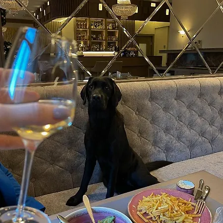 Calvary & Restaurant Hotel