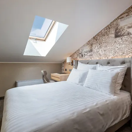 Viešbutis Calvary & Restaurant 3*