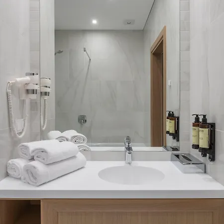 Viešbutis Calvary & Restaurant