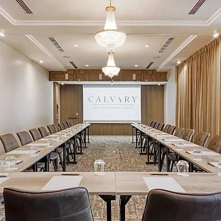 Calvary & Restaurant מלון וילנה