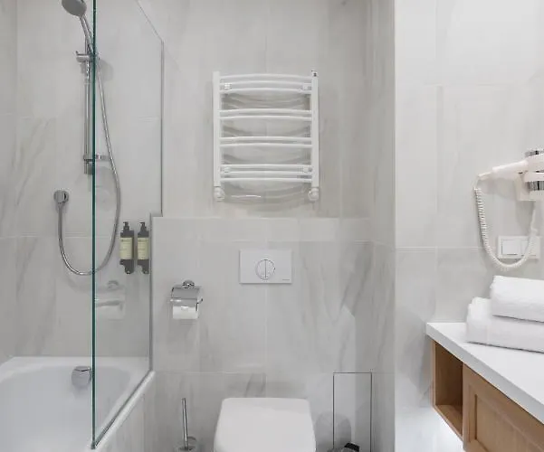 Szálloda Calvary & Restaurant 3*