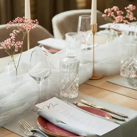 Calvary & Restaurant Hotel 3*