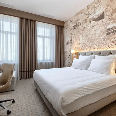 Calvary & Restaurant Отель 3*