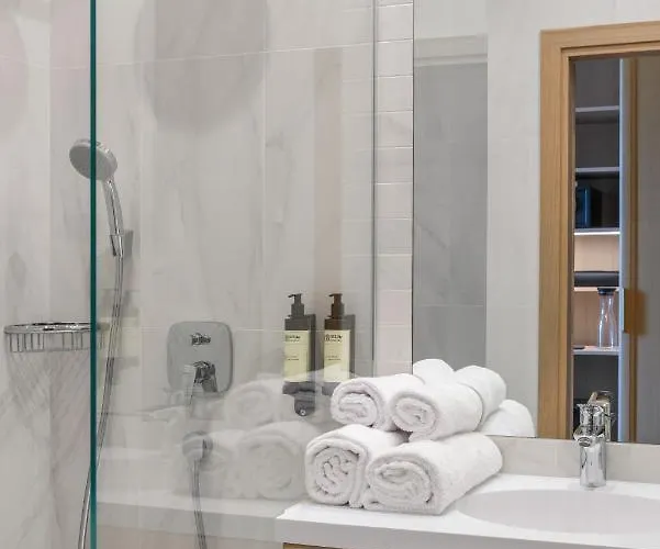 ホテル Calvary & Restaurant 3*