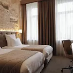 Calvary & Restaurant